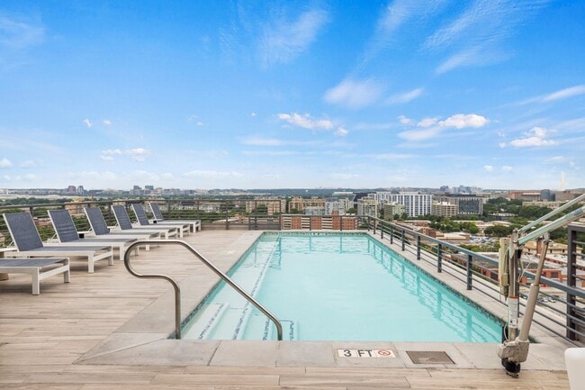 Building Photo - Avidian Condo | 1 Bed | 1 Bath | 665 Sf | Rental Parking Only