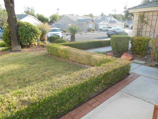 Building Photo - 2047 Angel Falls Dr