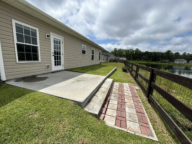 Building Photo - Home for Rent