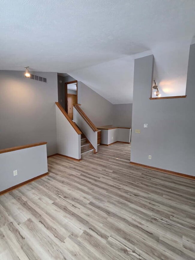 Building Photo - 3745 Jill Ave