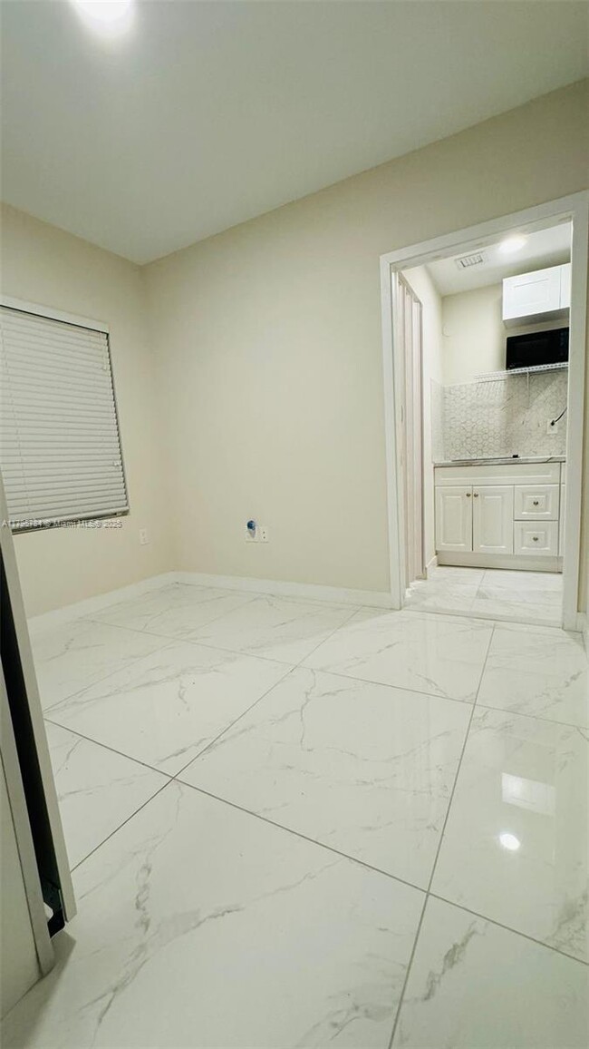 Building Photo - 25657 SW 144th Ave