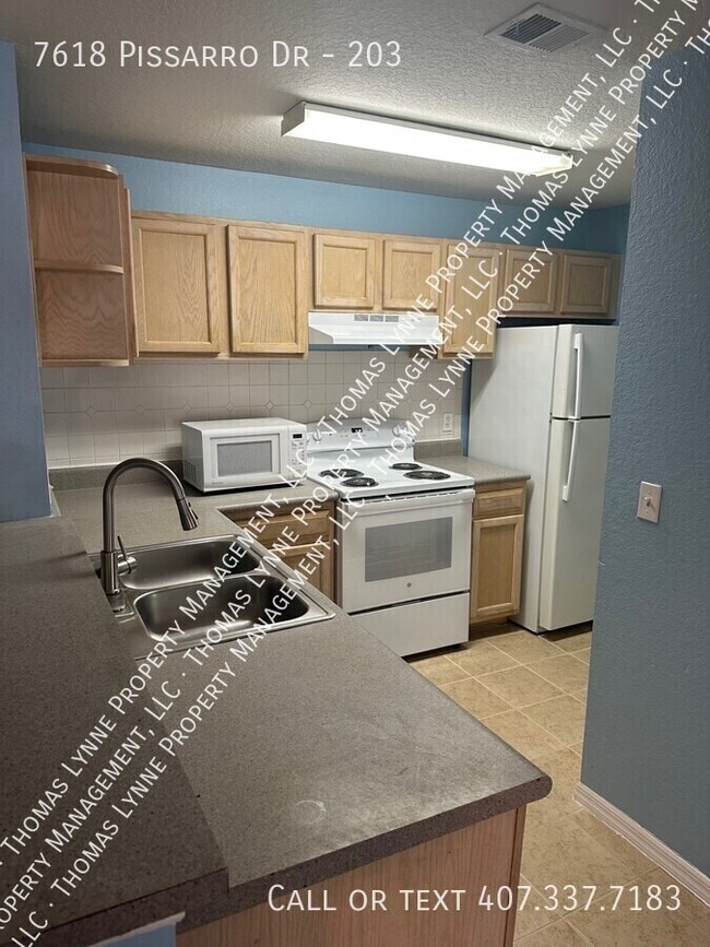 Building Photo - 7618 Pissarro Dr