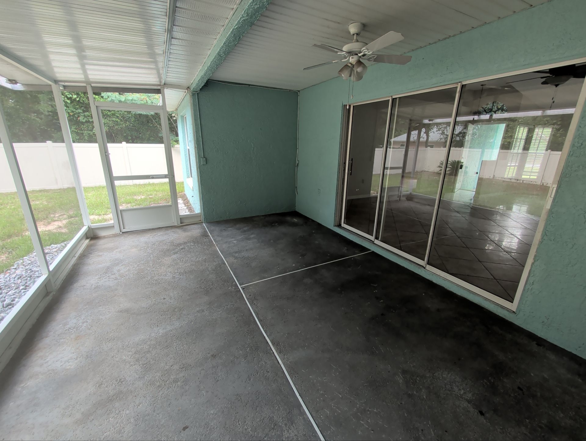 Building Photo - 138 W Navarro Pl