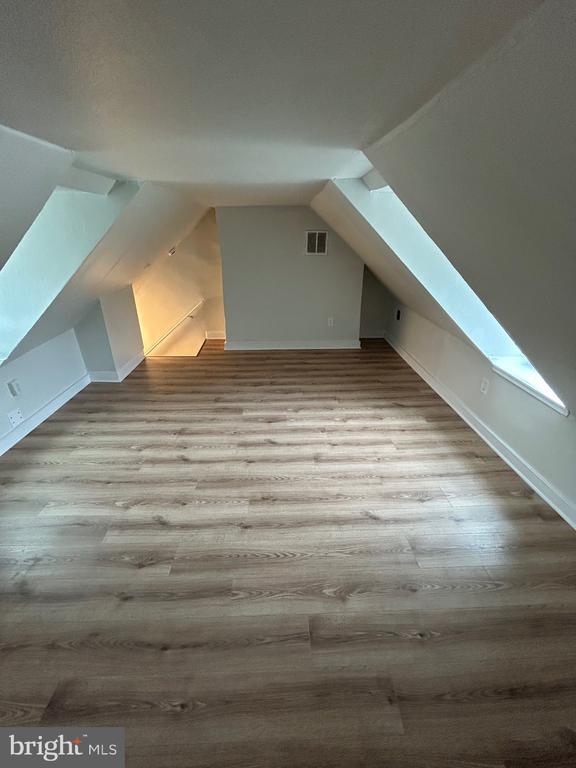 Building Photo - 521 S Wolfe St