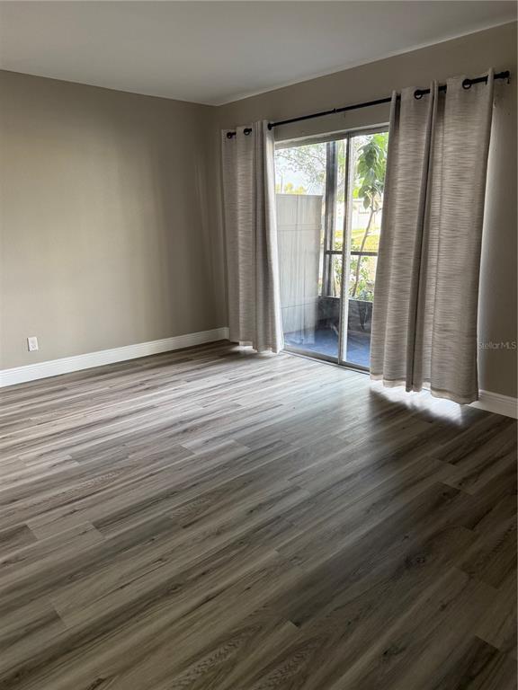 Building Photo - 9209 Tudor Dr