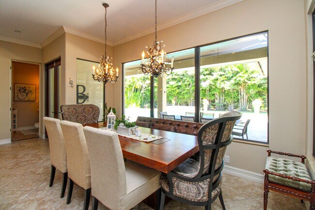 Building Photo - ** THE MOORINGS ** SINGLE FAMILY HOME 3 PL...