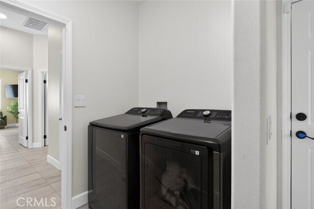 Building Photo - 43452 Freesia Pl