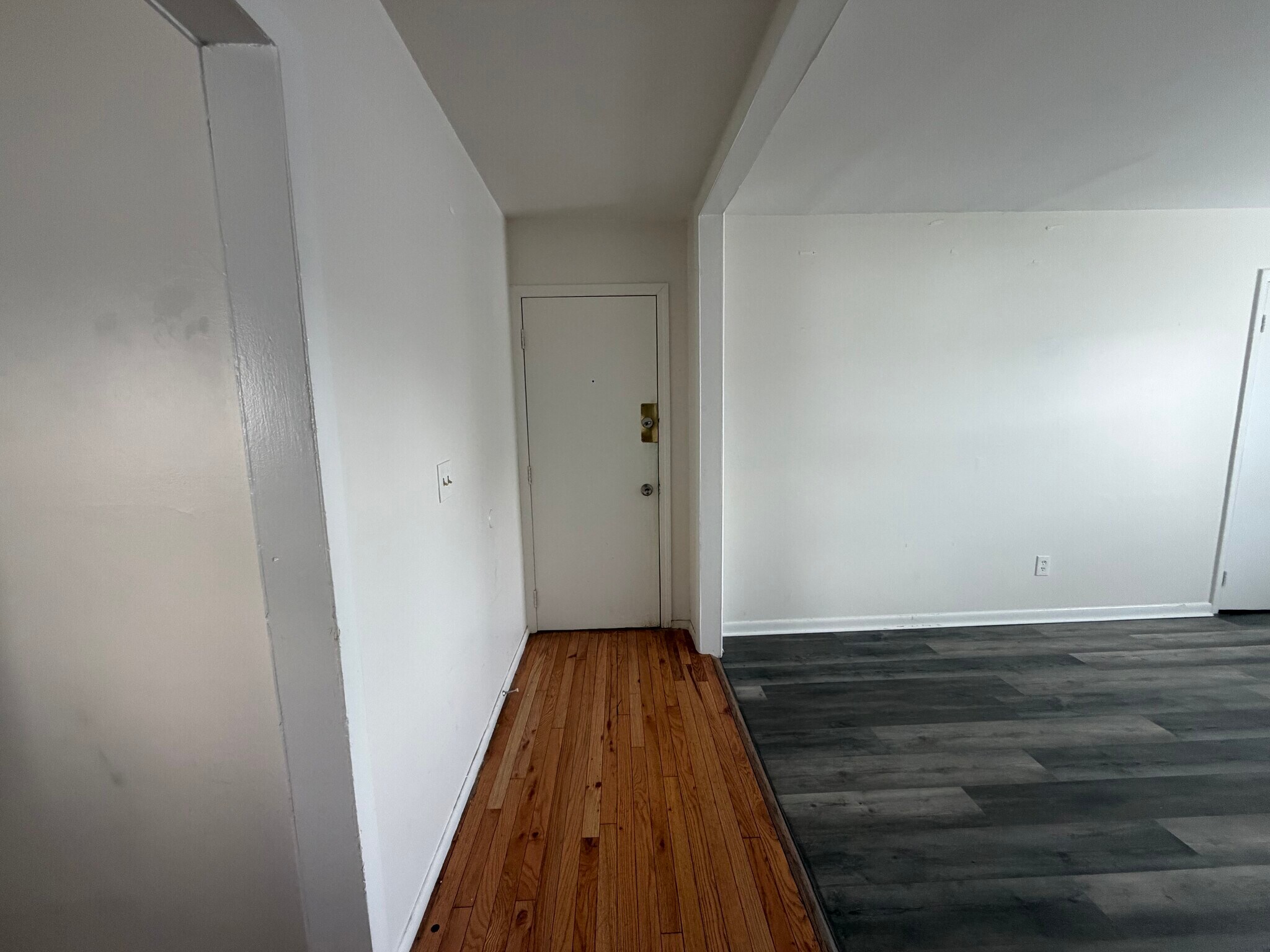 Building Photo - 120 Canton St