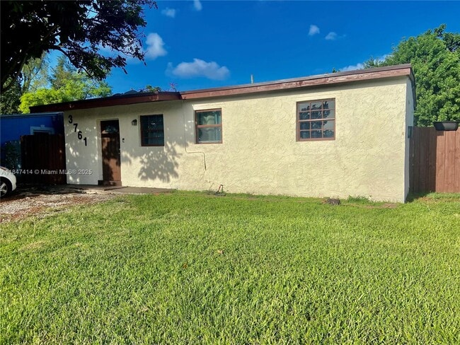 Primary Photo - 3761 SW 45th Terrace