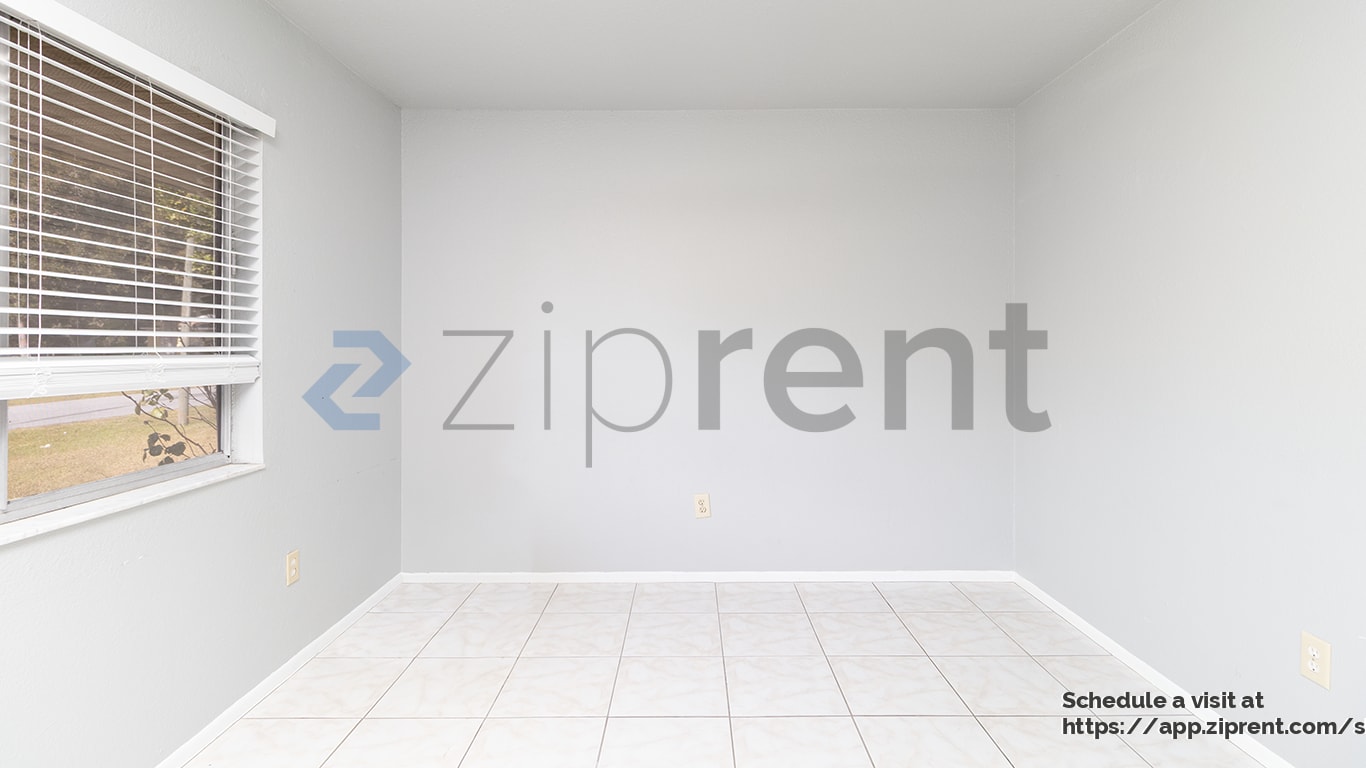 Building Photo - 839 Chelsea Ave