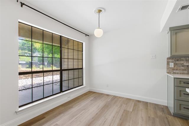 Building Photo - 2505 Wedglea Dr