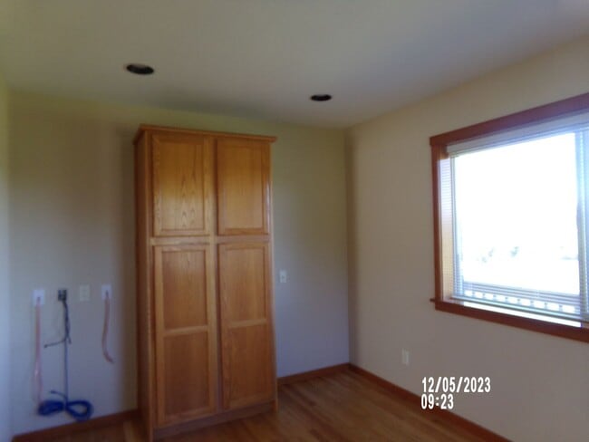 Building Photo - 3bd 2baHome Located in Montesano