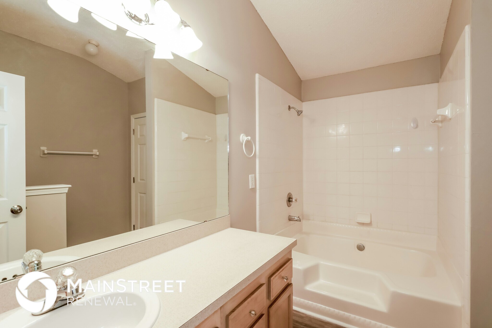 Building Photo - 2856 Tuscarora Tr