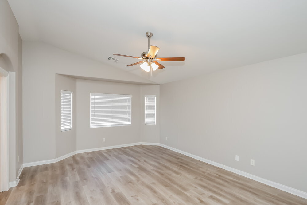 Building Photo - 8853 Red Fox Dr