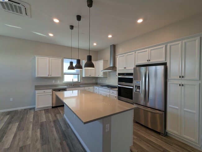 Building Photo - 5840 Virtual Ln