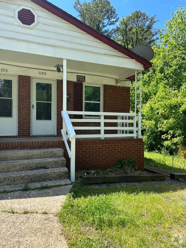 Building Photo - 1105 McArthur Ave