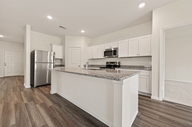 Building Photo - 31334 Gayle Prairie Oaks St