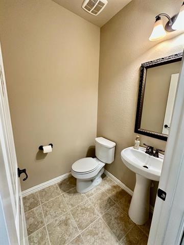 Building Photo - 2717 Calmwood Dr