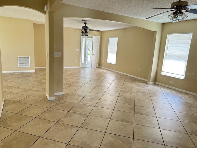 Building Photo - 239 Owenshire Cir