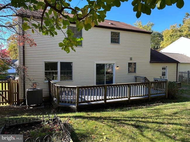 Building Photo - 4313 Lamarre Dr