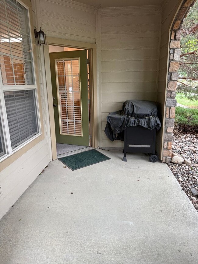 Building Photo - 2 Bed, 2 Bath Condo in Fort Collins - Foss...