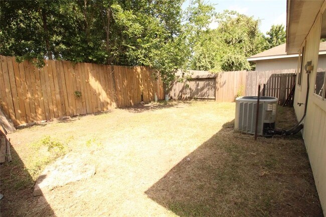 Building Photo - 15427 Bammel Fields Ct