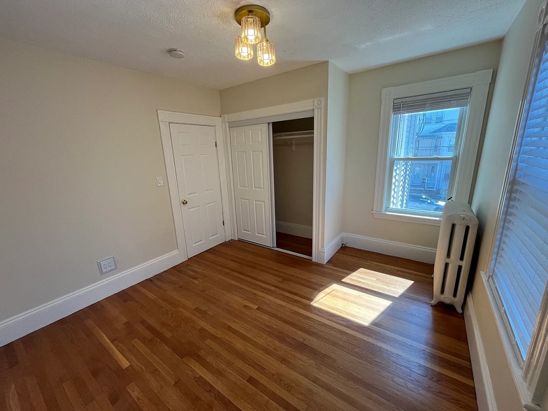 Building Photo - 29 Watts St