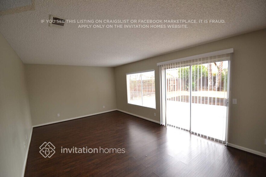 Building Photo - 25601 Bay Ave