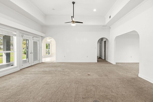 Building Photo - 83 Lake Lorraine Cir