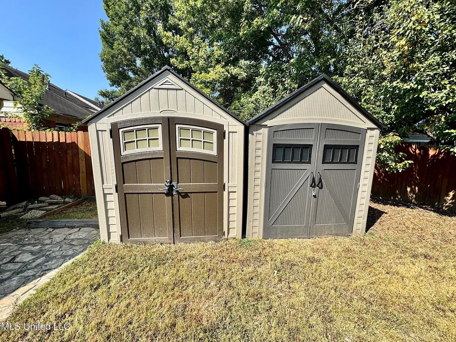 Building Photo - 1096 W E Ross Pkwy