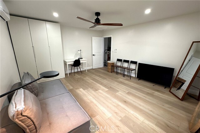 Building Photo - 1004 Miltonwood Ave