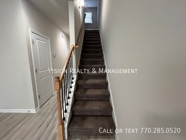 Building Photo - 8332 Triple Crown Dr