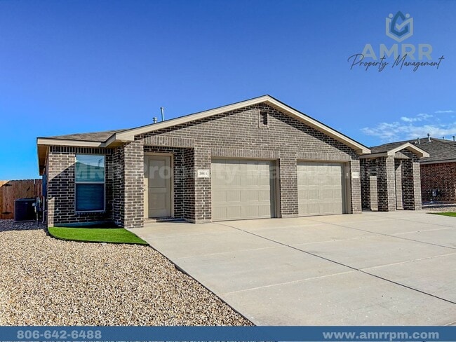 Primary Photo - 3 Bedroom In Harvest Development In Wolffo...