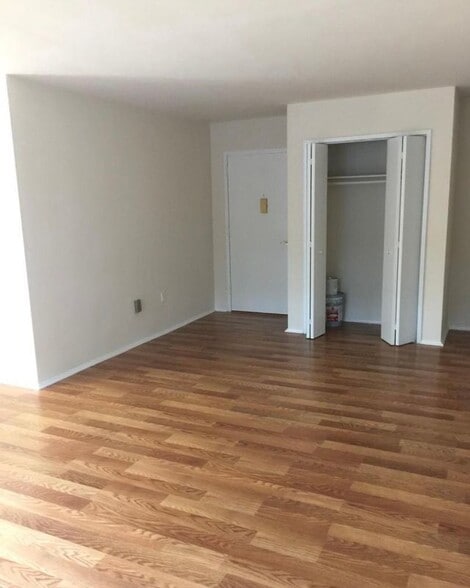 Building Photo - 5301 Westbard Cir