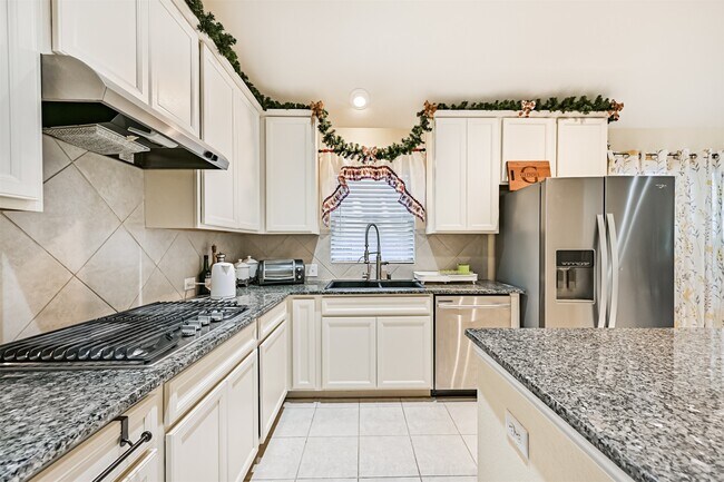 Building Photo - 3033 Broadhaven Dr