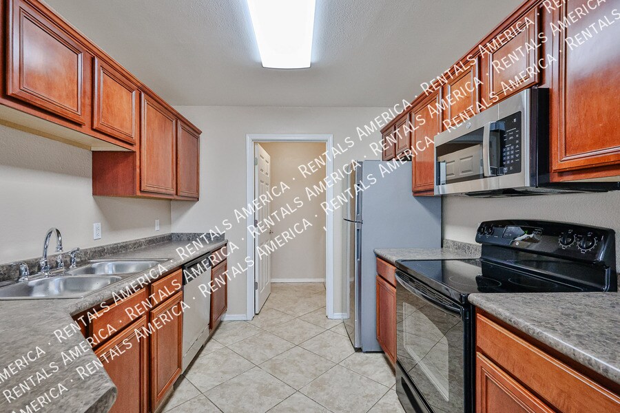 Building Photo - 17017 N 12th St