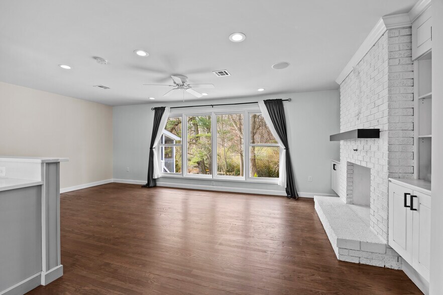 Building Photo - 8312 Savage Guilford Rd