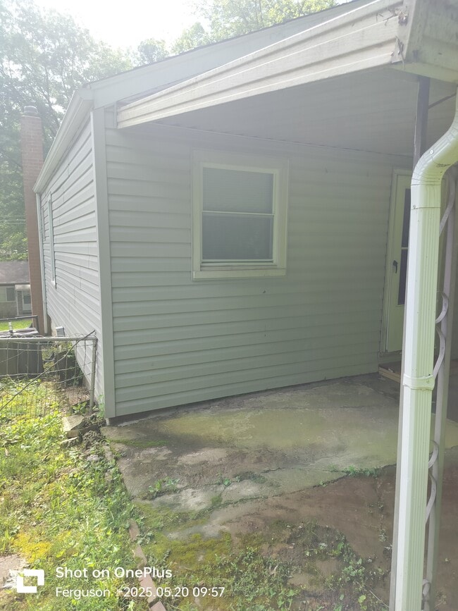 Building Photo - 811 Arline Dr