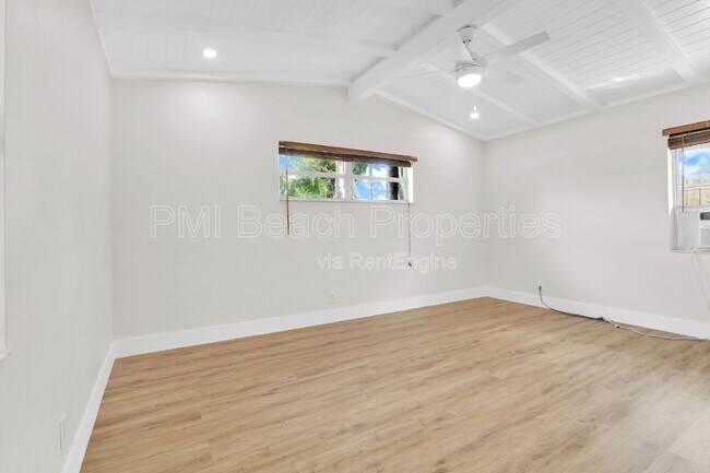 Building Photo - 2431 Key Largo Ln