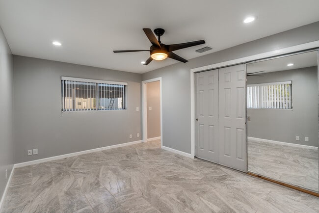 Building Photo - 406 Sea Willow Dr