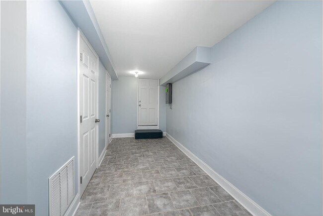 Building Photo - 2602 Beryl Ave