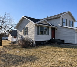 Building Photo - Charming 3 Bedroom Home for Rent in Springville