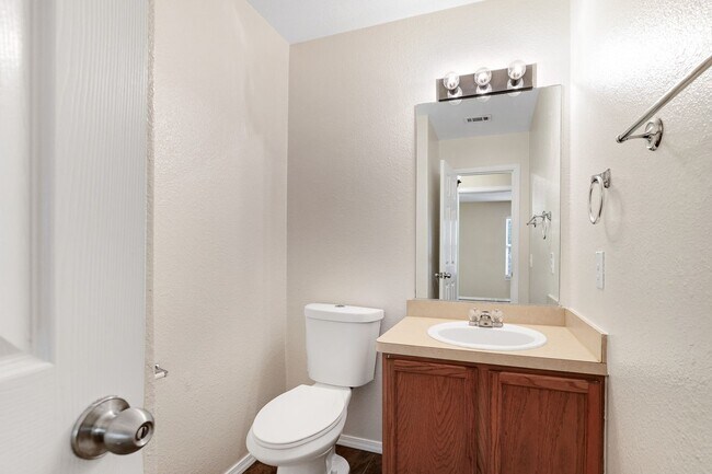 Building Photo - ***APPLICATION CURRENTLY UNDER REVIEW***Tw...