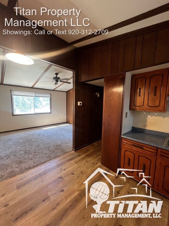 Building Photo - 1382 Maricopa Dr