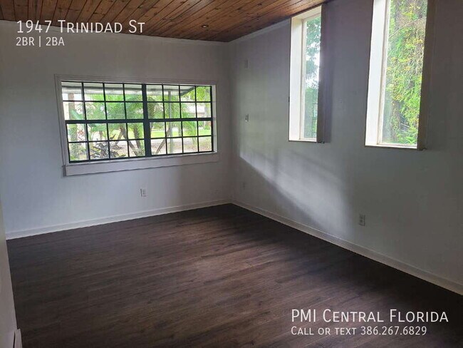 Building Photo - 1947 Trinidad St