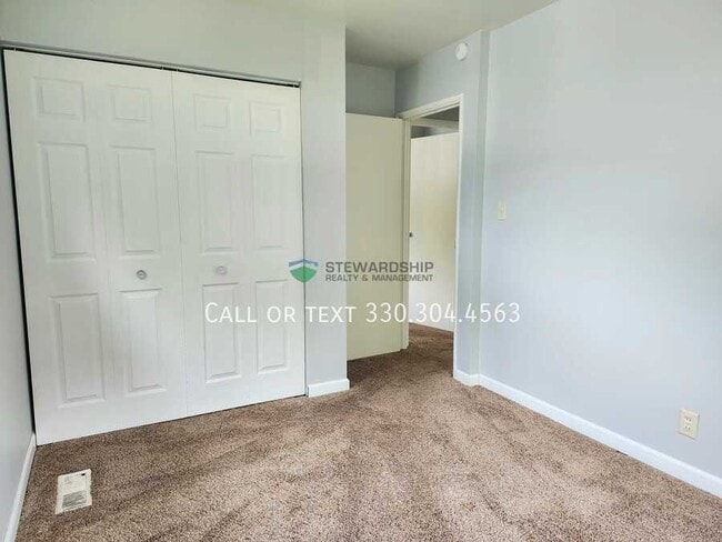 Building Photo - 2461 Briner Ave