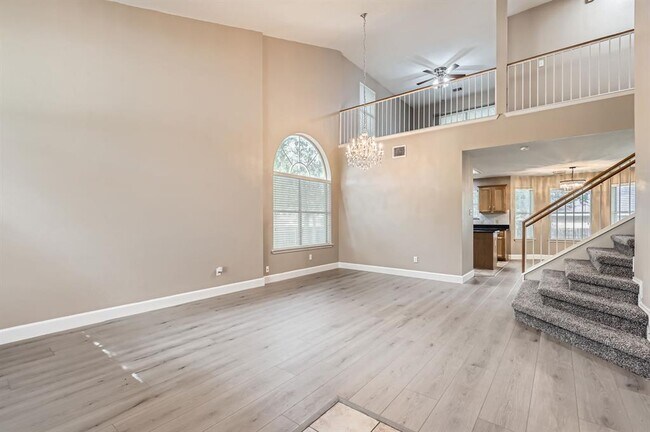Building Photo - 10517 S Canoa Hills Trail