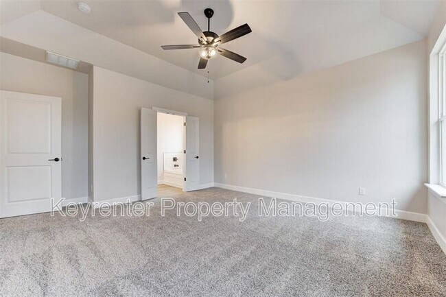 Building Photo - 2609 Dalewood Pl