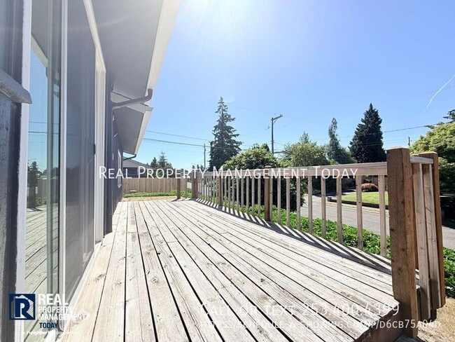 Building Photo - 2301 N Winnifred St