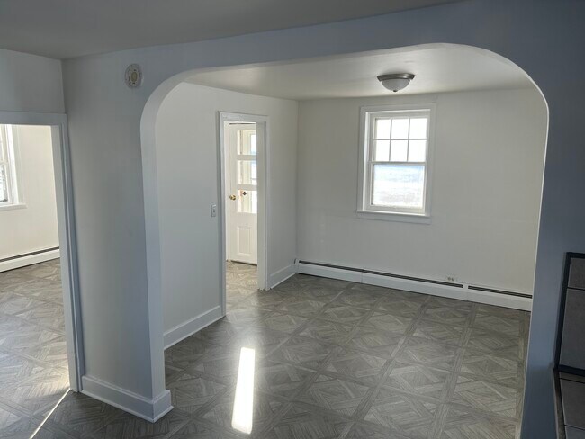 Building Photo - 1943 Smoketown School Rd